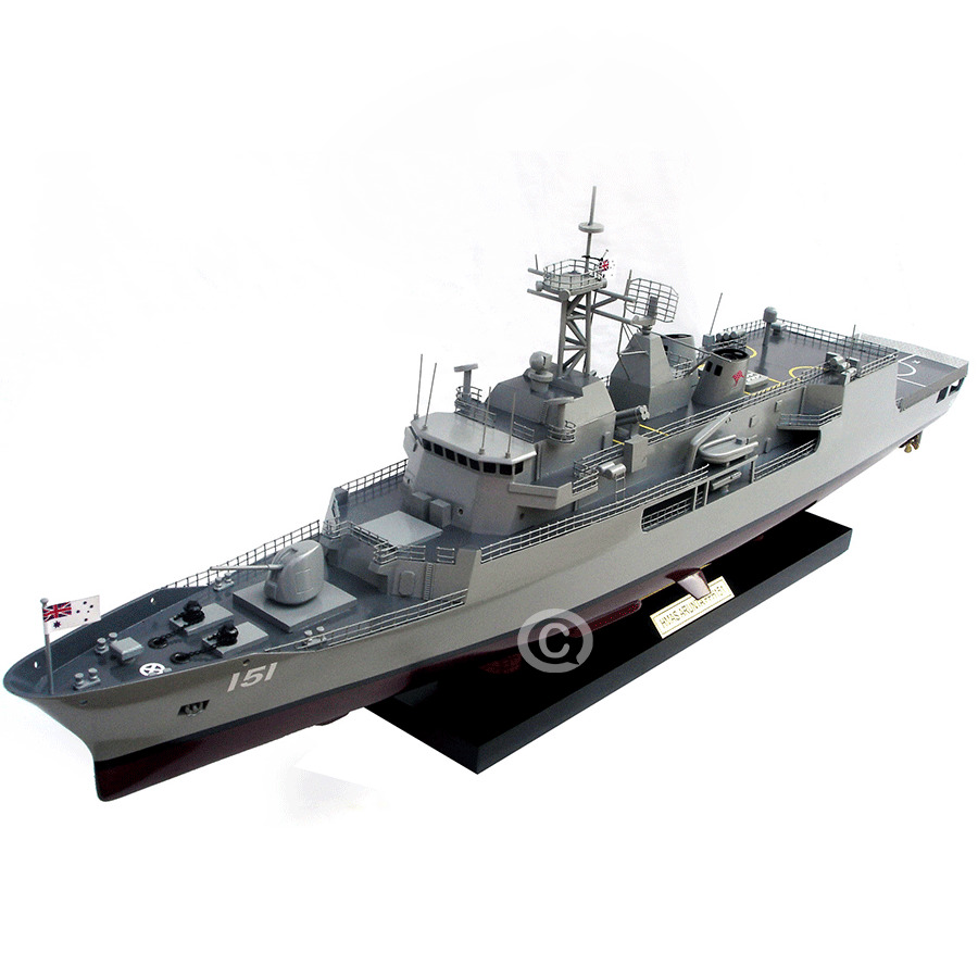 Nhận đặt mua mô hình tàu chiến Yamato giá rẻ tại Việt Nam