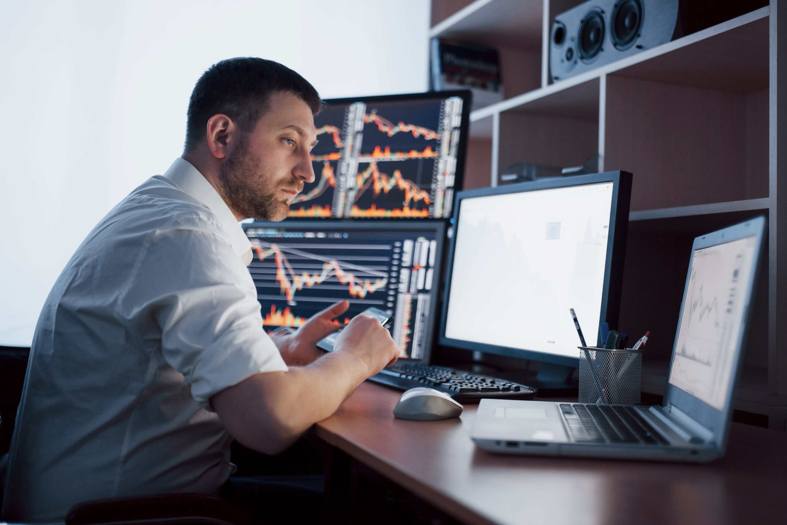 A day trader - What is forex trading